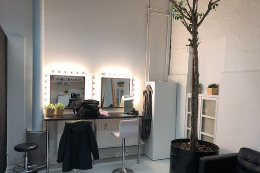 VANITY DECORATING TIPS